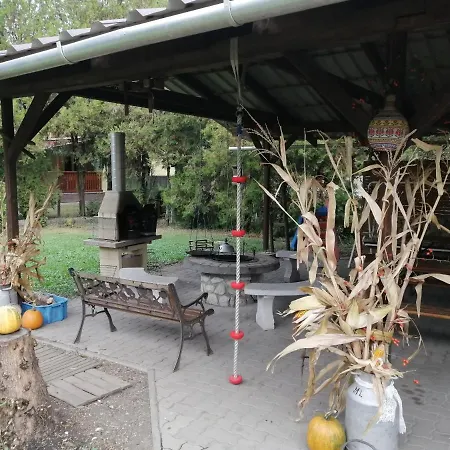 Дом отдыха Napraforgo Vendeghaz